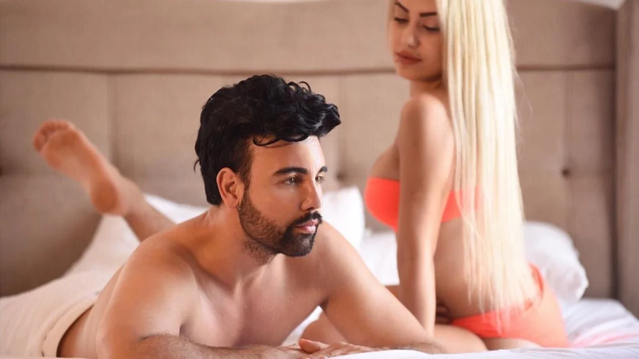 Türkiye'deki eskort sektörü üzerinde teknolojinin etkisi: İki ucu keskin kılıç